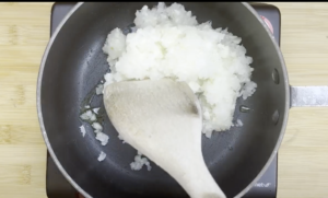 garlic onion sauté